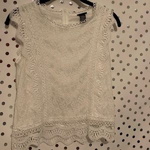 Brand: Rue 21; size: L; white lace, white liner; sleeveless